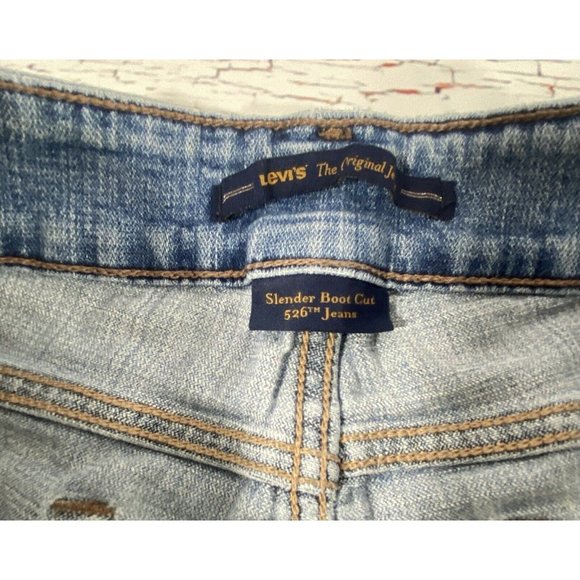 Levis 526 Jean Shorts Sz 4 Stretch Denim Booty Raw Hem Cut Offs 3” Inseam Light - Picture 4 of 11